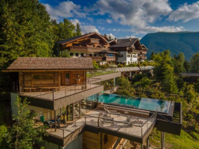  Charmehotel Uhrerhof - Deur  Ортизеи